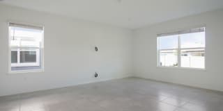 Silverlake 4-Bedroom Home | Smart Home Features Gallery 9