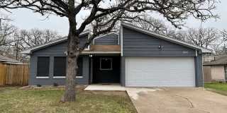3 Bed, 2 Bath in Southwood Valley for August Move In! 3 Bed, 2 Bath in Southwood Valley for August Move In! Gallery 1