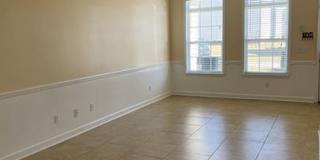 3 Bed/ 2.5 Bath Home very close to Fort Stewart gate seven!! Gallery 9