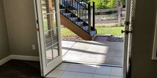 10408 Lone Lynx Gallery 21