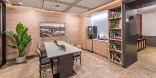 Skylar Grand Gallery 27