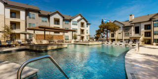 Ironridge at Hill Country Village Gallery 20