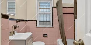 Charming Recently Renovated 3-Bedroom Bungalow in Detroit! Gallery 15