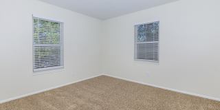 Oval Spring Apartments Gallery 55
