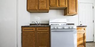 4815-23 W Cortez St Gallery 21