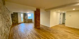 Andrews Court Gallery 88