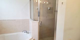 202 NE 36th Ter Gallery 42