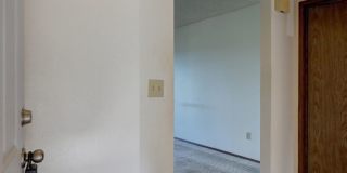 Clean Top Floor 1BR 1BA Condo with Wood Burning Fireplace Gallery 3