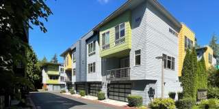 Modern 4BR Townhome in Prime Bellevue | AC | Bellevue Schools | Minutes to Microsoft Gallery 3