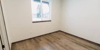 3 Bedroom 2 1/2 bathroom Hayden Townhome! Gallery 13