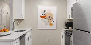 Country Club Apartment Homes Gallery 10