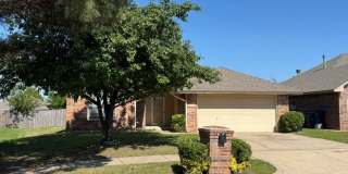 New flooring and paint! Cute 3 bed, 2 baths with a 2 car garage home for rent, community pool! Near Sooner and I-240 so close to Tinker! New flooring and paint! Cute 3 bed, 2 baths with a 2 car garage home for rent, community pool! Near Sooner and I-240 so close to Tinker! Gallery 1