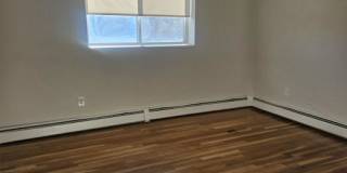 572 Cummins Gallery 4