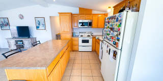 11334 South Bonnie Avenue Gallery 12