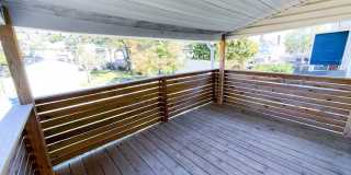 Elegant 3-Bedroom Home with Designer Finishes & Private Backyard! Gallery 21