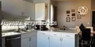 822 NW Sorrento Ln Gallery 7