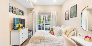 701 East 2nd Gallery 9