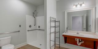425 E. Washington Ave, 401-202 Gallery 6