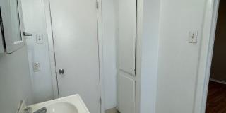 North Bay / central Portland area-Affordable rental-$99 move-in special Gallery 10