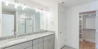 Three-story townhome offers a spacious layout with 3 BR and 3.5 bathroom in Nashville Gallery 12
