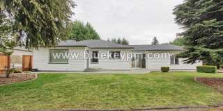 3 Bed, 3 Bath Home with a LARGE 1/2 Acre Yard and Deck, Boathouse and 2 Bonus Rooms Gallery 1