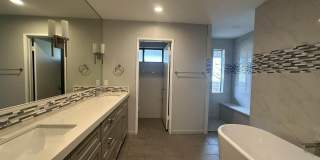 4 Saturn Circle Gallery 27