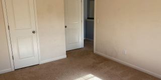 Room in 4 Bedroom Home at Fanning Way Gallery 10