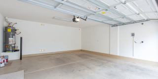 Very clean SW home near Sunset/215 for only $1875 Gallery 23