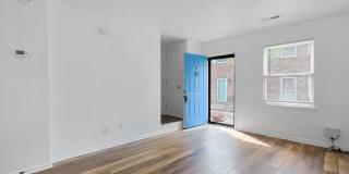 2 Bedroom Townhome within Blocks to the Beach 2 Bedroom Townhome within Blocks to the Beach Gallery 1