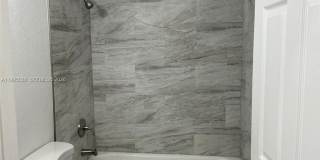 319 SE 20th Ter Gallery 14