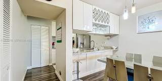 18296 Mediterranean Blvd Gallery 10