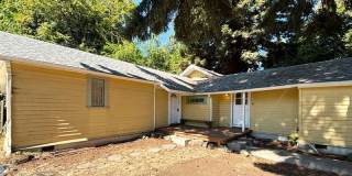 444 Blair Boulevard Gallery 1