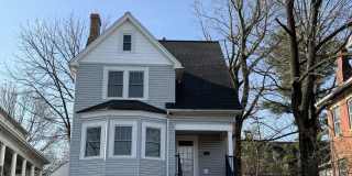 324 E Main Street Gallery 1