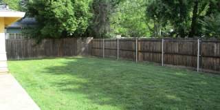 Cute Home Boasting Hardwood, close to Enloe and downtown Chico! Gallery 17