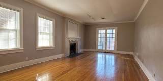 Spacious Blackstone Three Bedroom Available Now! Gallery 1