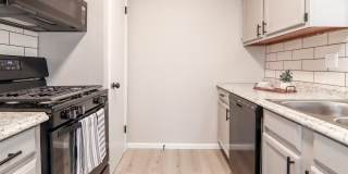 Hunter's Pond Apartments Gallery 6