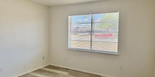 Updated 3/1.5 with Bonus Room in North by Northwest! Gallery 16