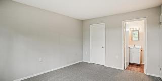 Meadow Creek Apartments Gallery 10