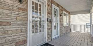 Newly renovated 6-bedroom, 2-bath single-family home - Schedule your your! Gallery 17