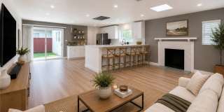 12542 Emelita Gallery 1