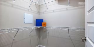 Jade at North Hyde Park Gallery 39