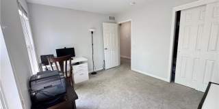 432 Jarrard Street Gallery 28