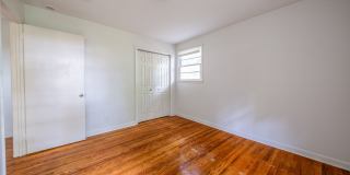 3-bedroom, 1-bath home with a fenced-in yard, located on Guerrant Street in Greensboro 3-bedroom, 1-bath home with a fenced-in yard, located on Guerrant Street in Greensboro Gallery 21