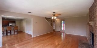 13915 Laurel Hollow Dr Gallery 11