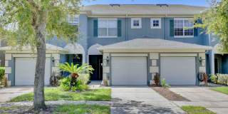 Beautiful 2/2.5 Cozy Townhome with a 1 Car Garage in the Gated Community of Victoria Pines - Orlando Gallery 1