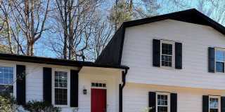 Room in 4 Bedroom Home at N Harrison Ave Gallery 7