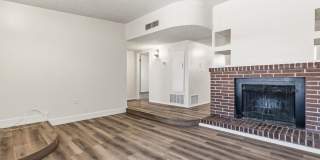 2 Bedroom 2 Bathroom Home with Flex Space & Spacious Backyard! Gallery 4