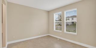 2546 WARREN ACRES Boulevard Gallery 5