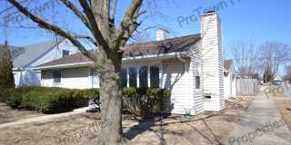 1251 W Marion St Gallery 1