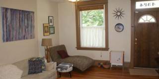 4322-A Hartford Ave Gallery 1